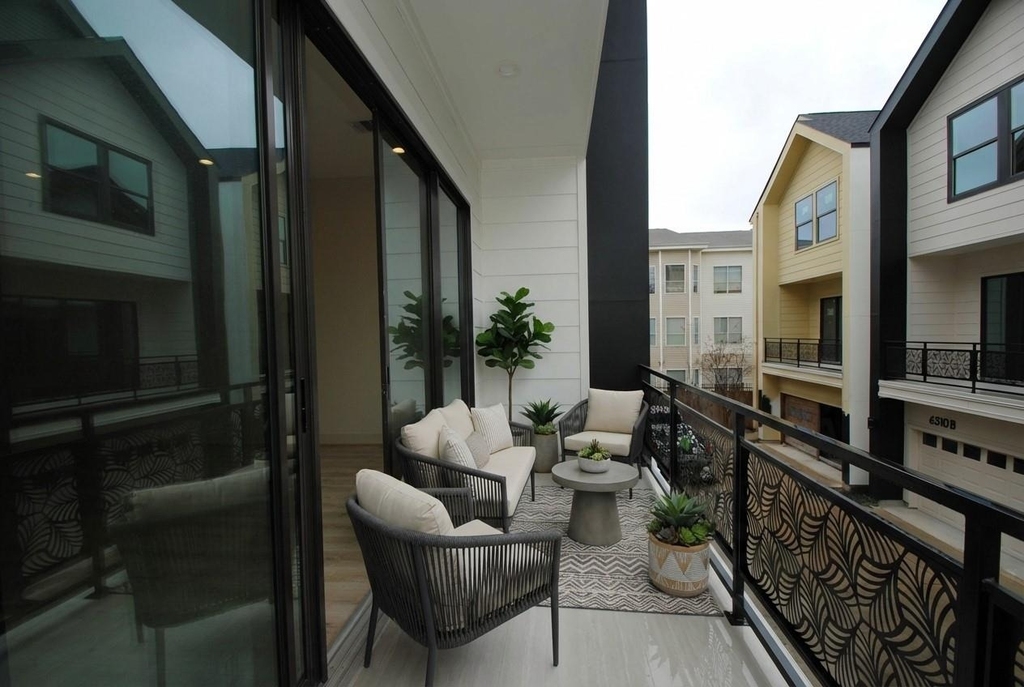 6312 Illinois Street - Photo 14