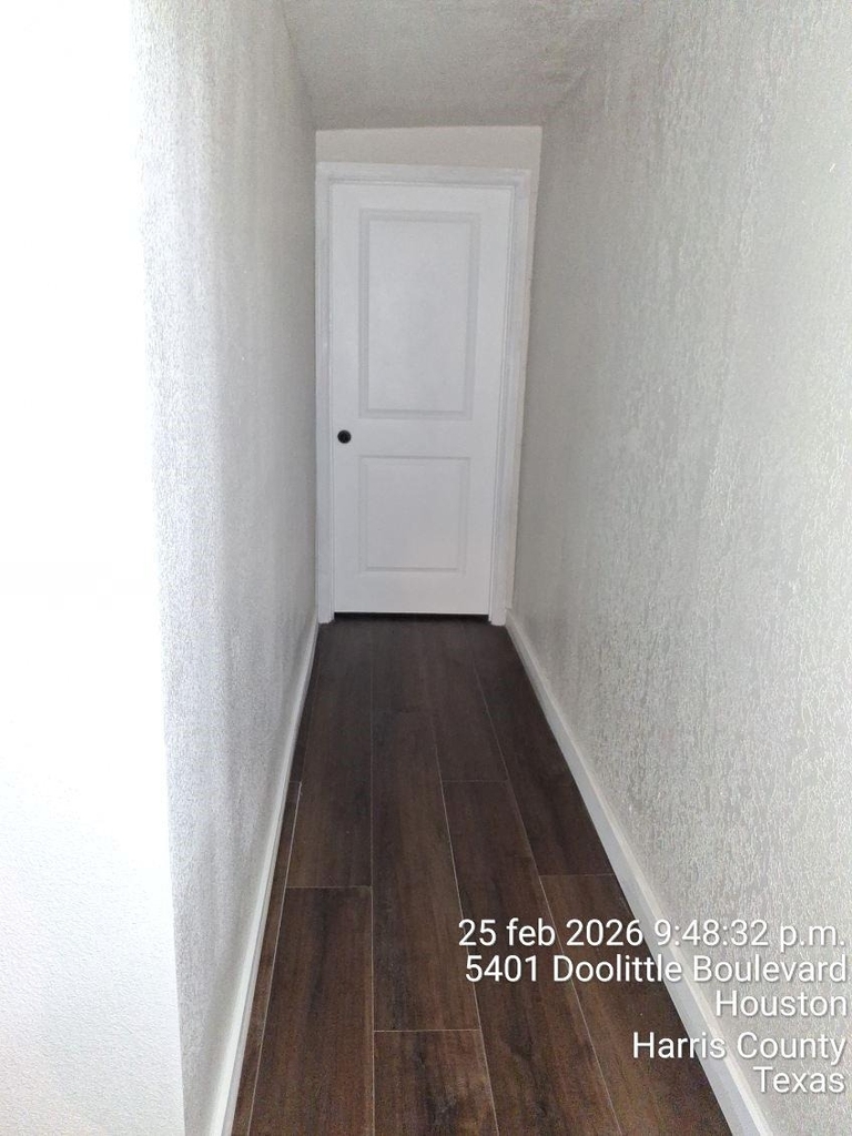 5401 Doolittle Boulevard - Photo 6