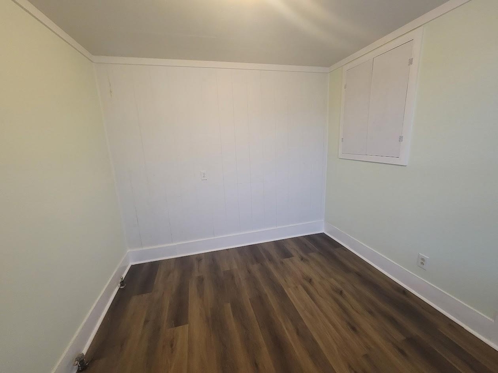 723 Sealy Street - Photo 4