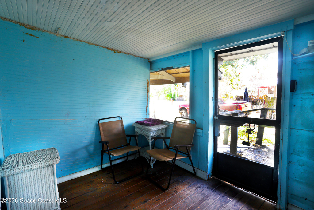317 Pineda Street - Photo 18