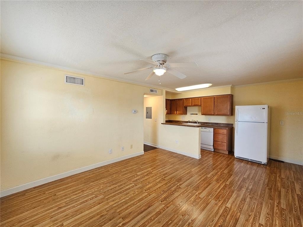 119 N Evergreen Avenue - Photo 5
