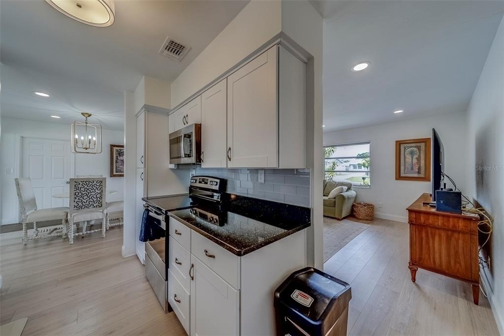 11424 79th Avenue - Photo 15