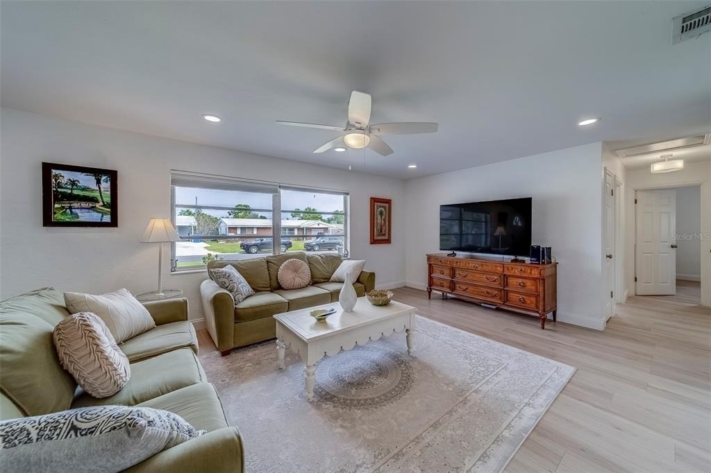 11424 79th Avenue - Photo 7