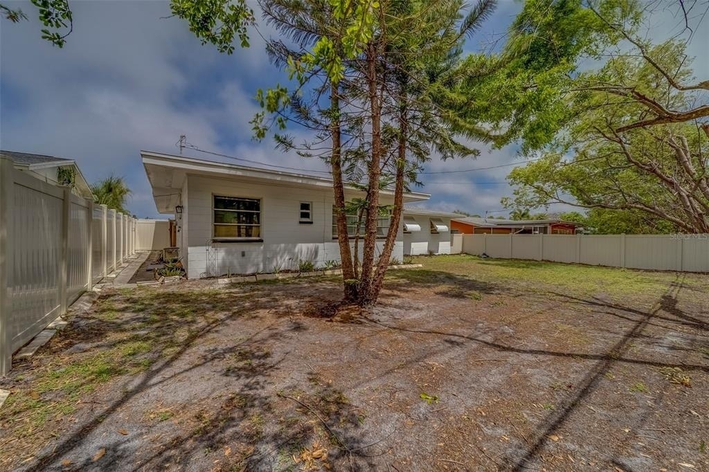 11424 79th Avenue - Photo 39