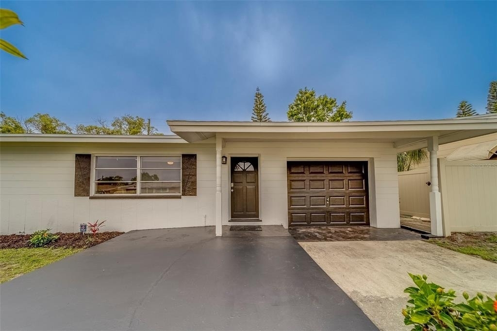 11424 79th Avenue - Photo 2