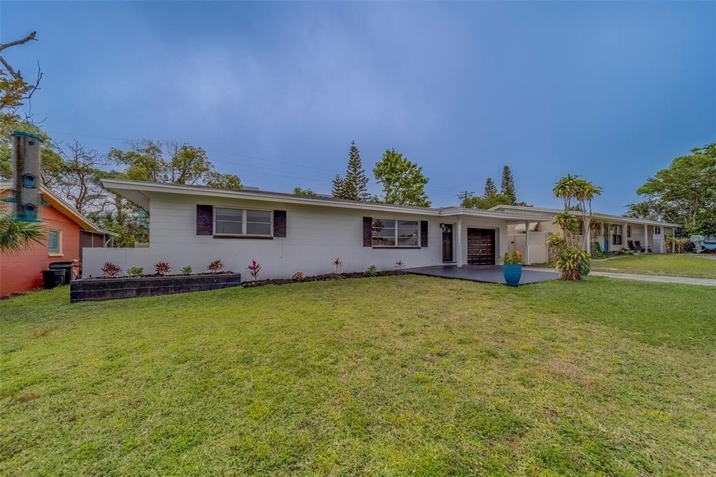 11424 79th Avenue - Photo 0