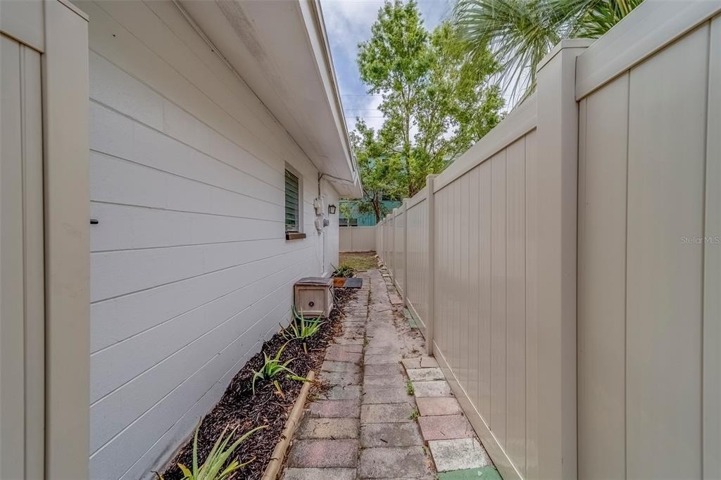 11424 79th Avenue - Photo 36