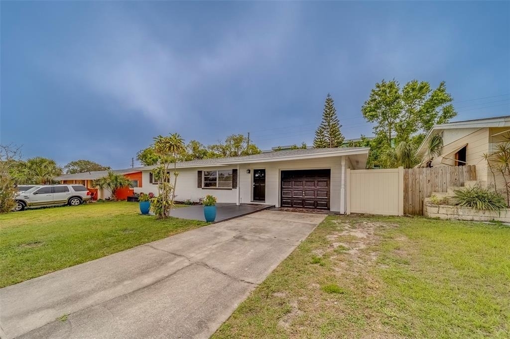11424 79th Avenue - Photo 1