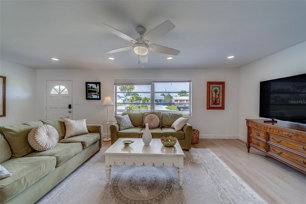 11424 79th Avenue - Photo 6