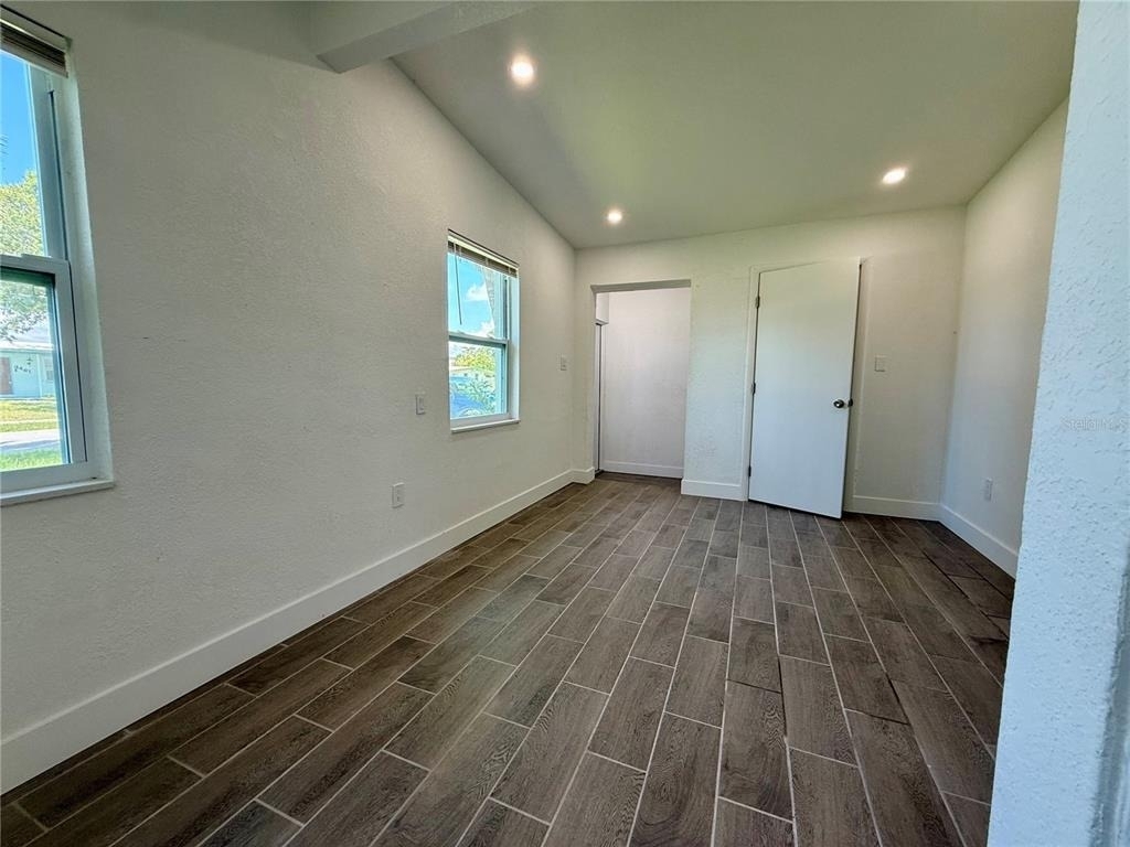 3460 Normandy Drive - Photo 5