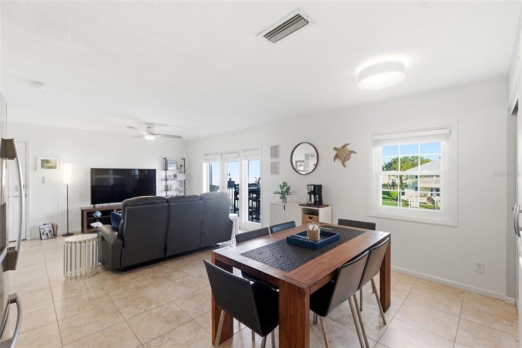 5174 Beach Drive Se - Photo 8