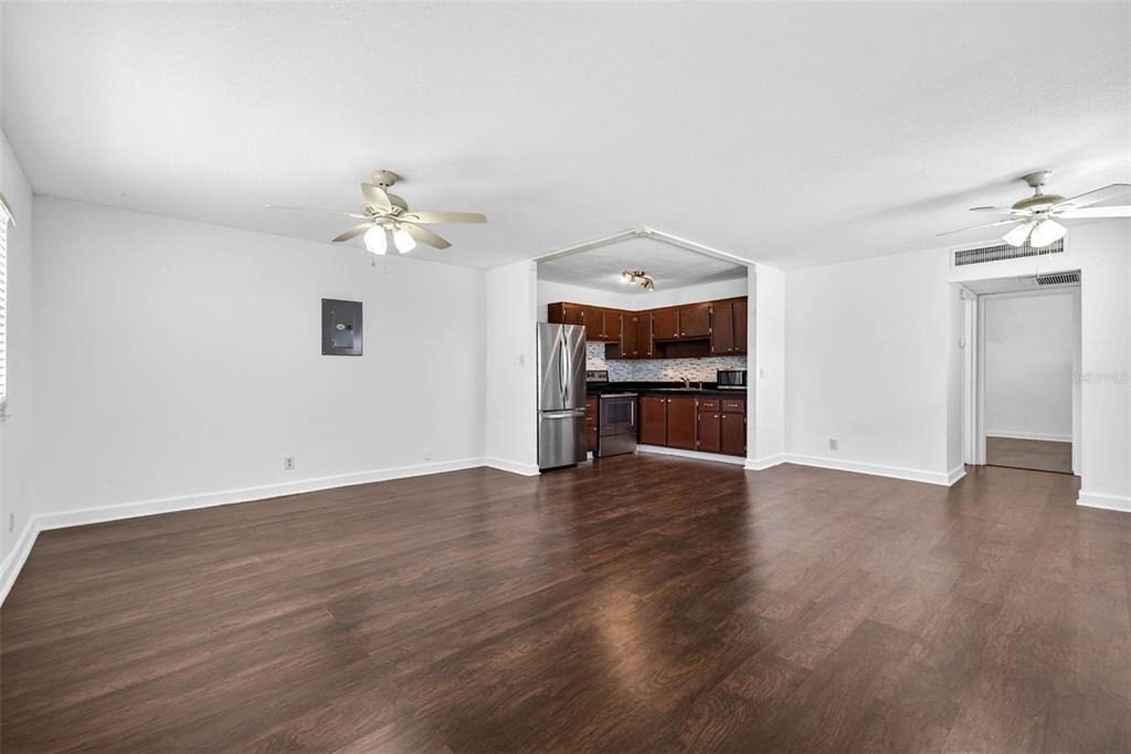 1801 Bedford Lane - Photo 12