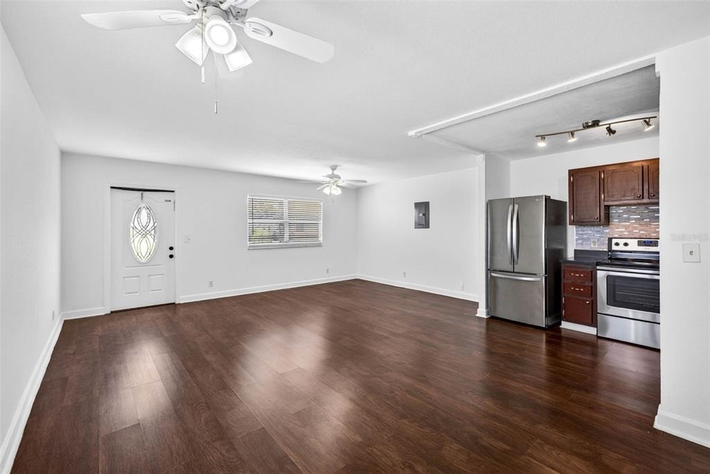 1801 Bedford Lane - Photo 13