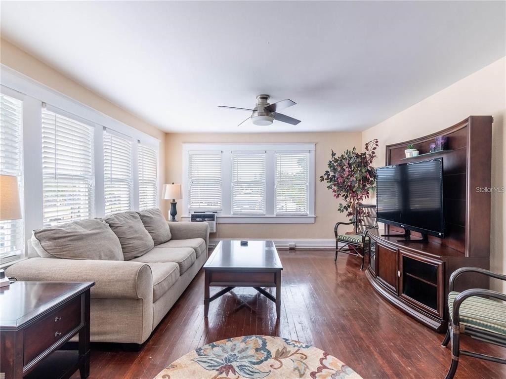 103 E Mohawk Avenue - Photo 5