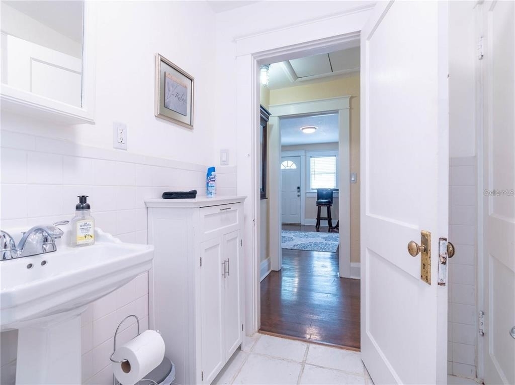 103 E Mohawk Avenue - Photo 15