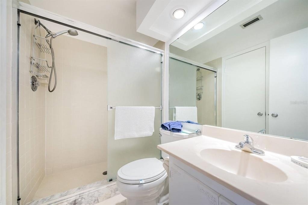 6059 Bahia Del Mar Boulevard - Photo 13