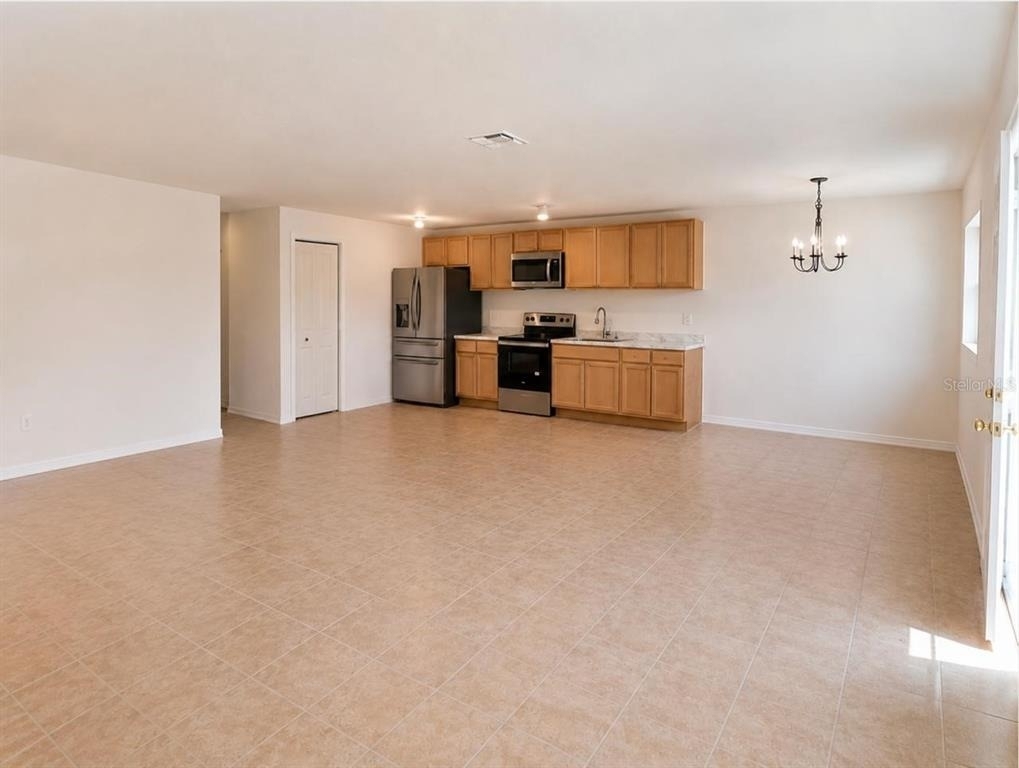 301 Clark Street - Photo 4