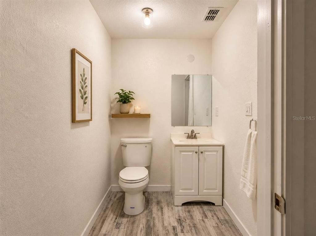 301 Clark Street - Photo 6