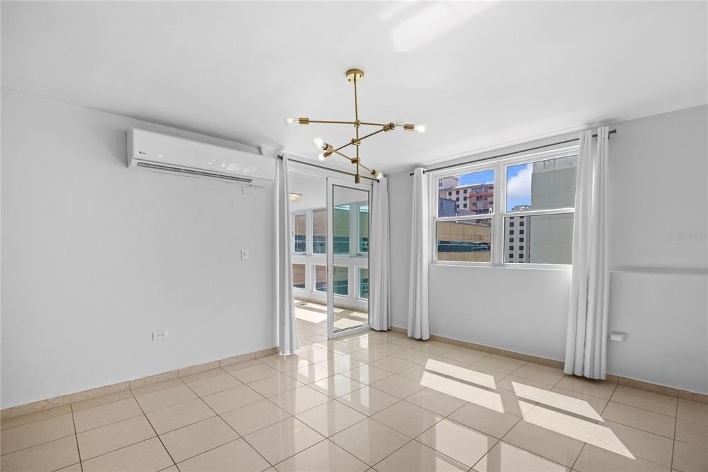 576 Ave. Arterial B, Coliseum Tower - Photo 9