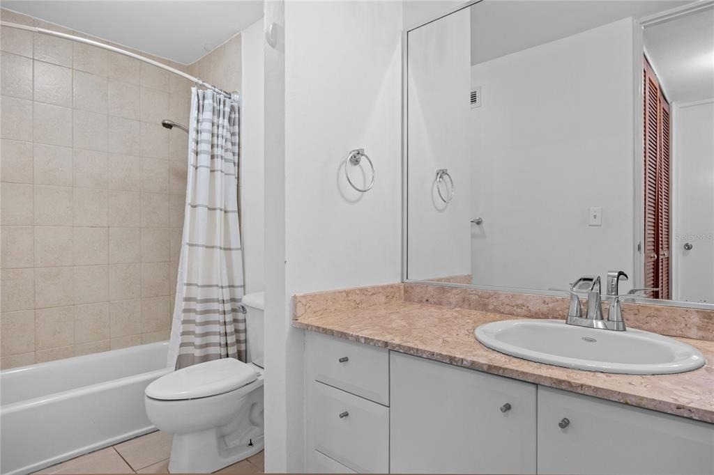 576 Ave. Arterial B, Coliseum Tower - Photo 23