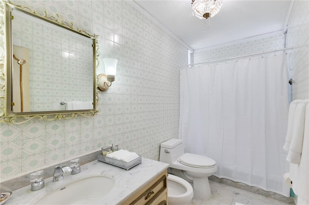 800 Ashford Avenue - Photo 18