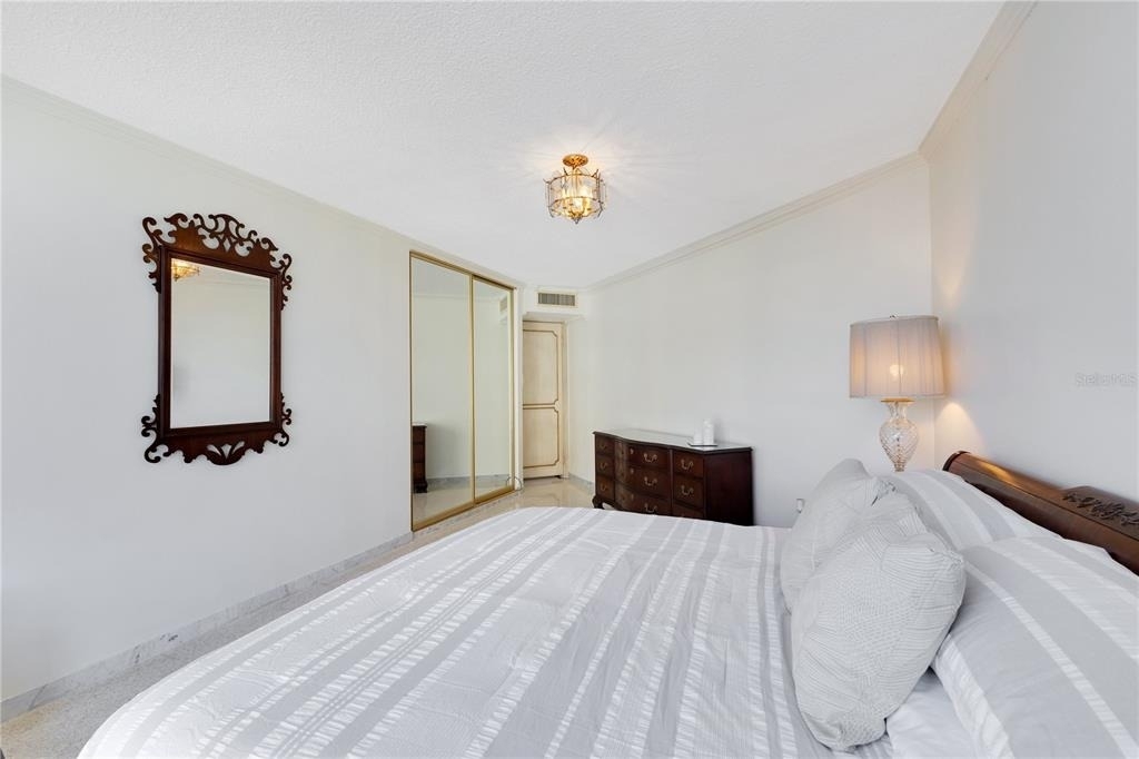 800 Ashford Avenue - Photo 16