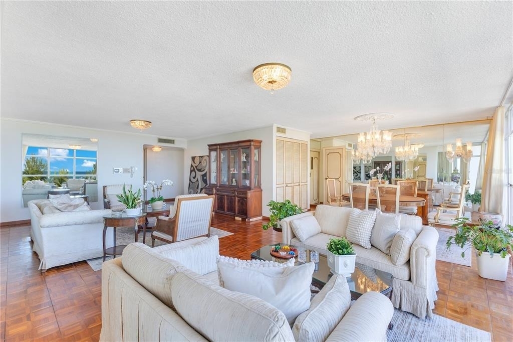 800 Ashford Avenue - Photo 9