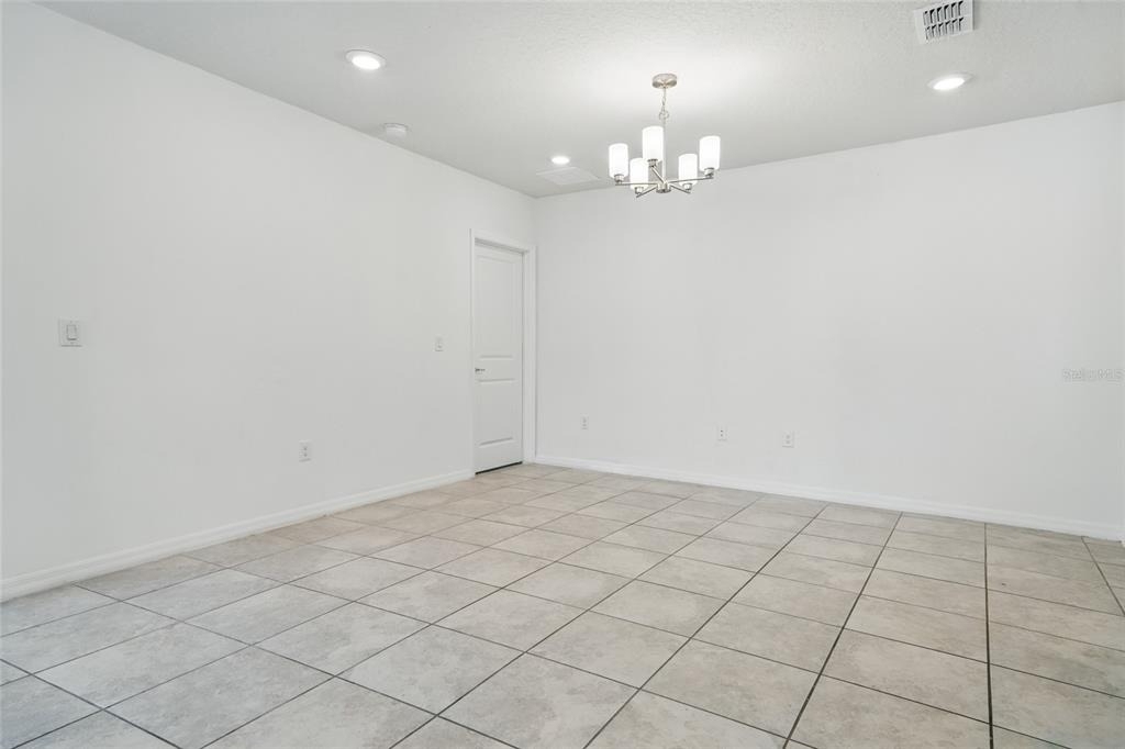 5079 Royal Point Avenue - Photo 42