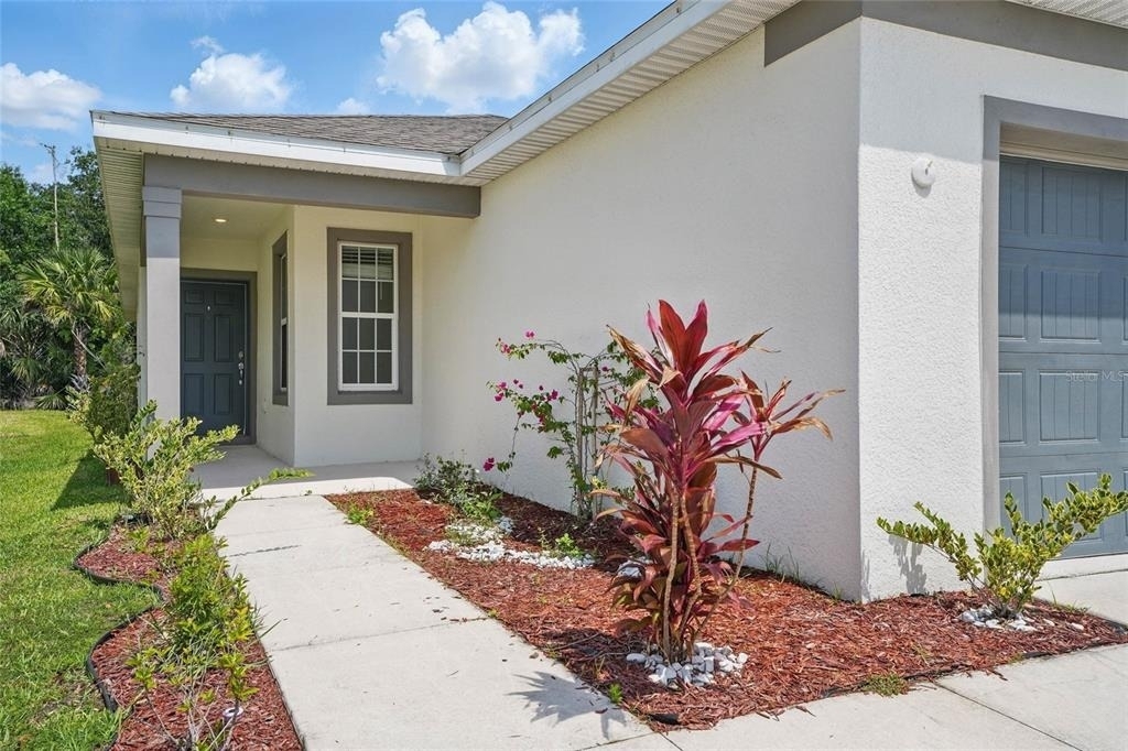 5079 Royal Point Avenue - Photo 5