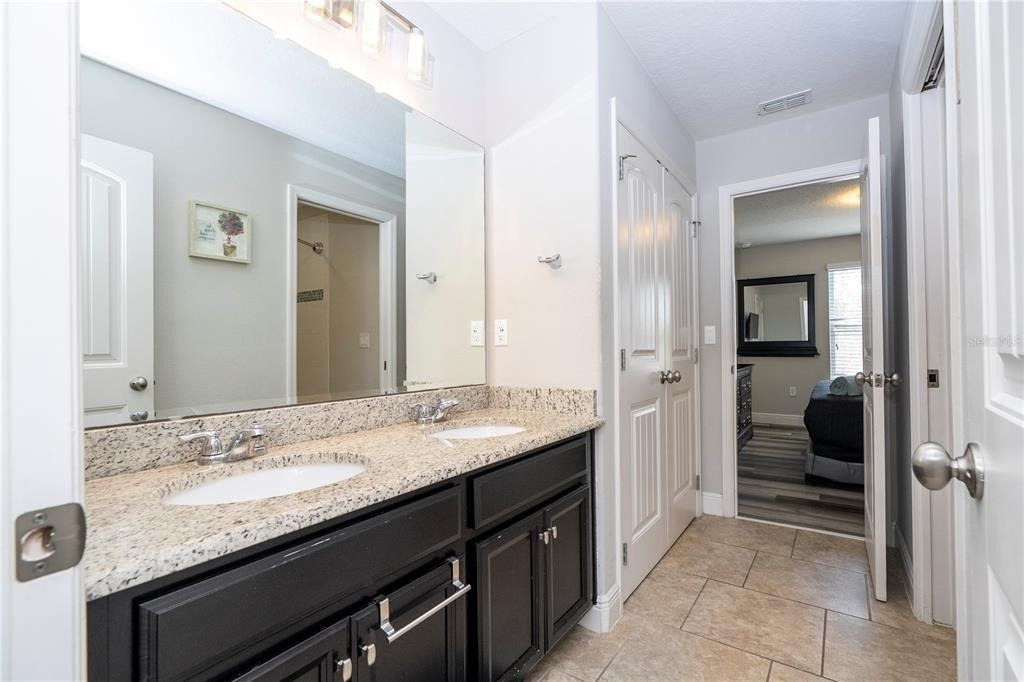 5251 Wildwood Way - Photo 36