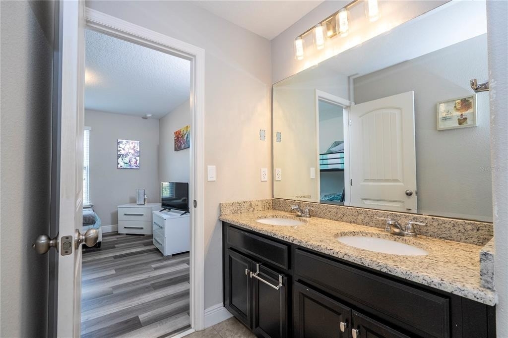 5251 Wildwood Way - Photo 31