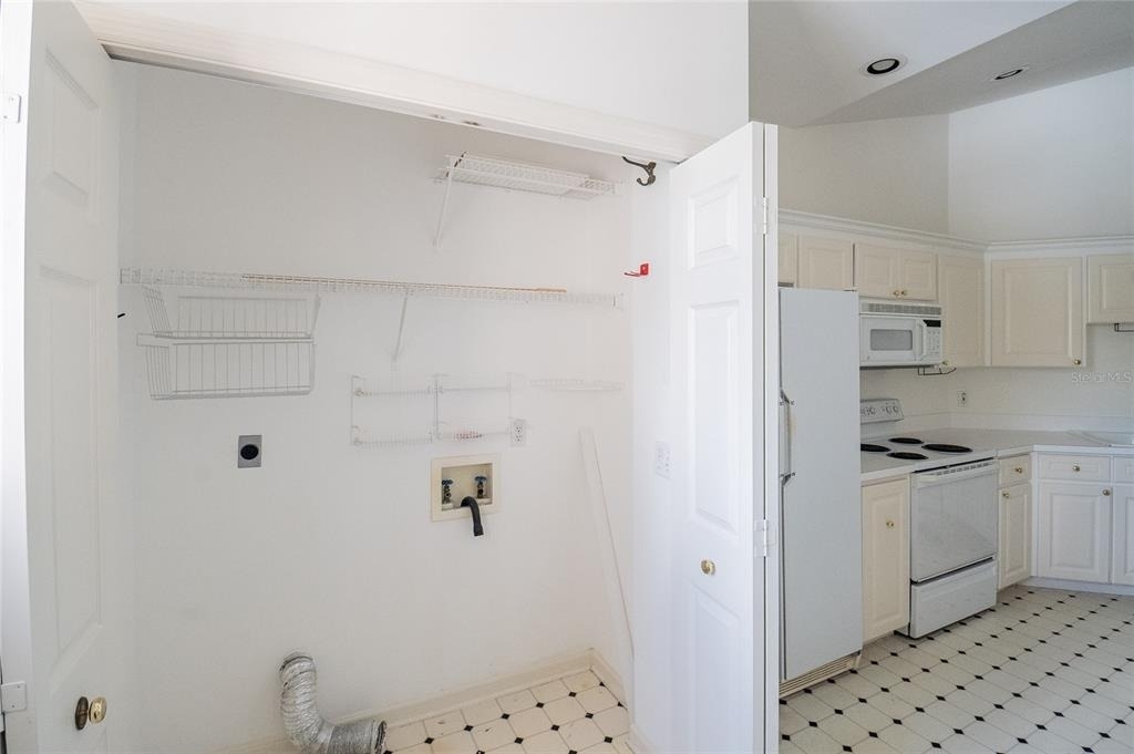 447 Enclave Place - Photo 31