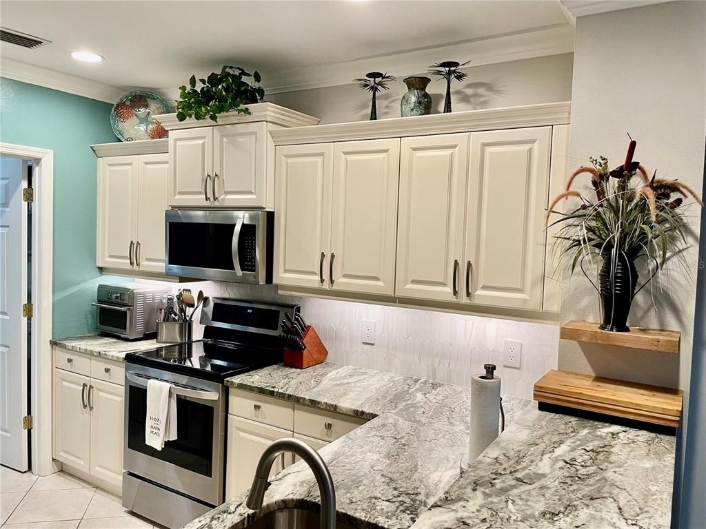 5635 Whitehead Street - Photo 19