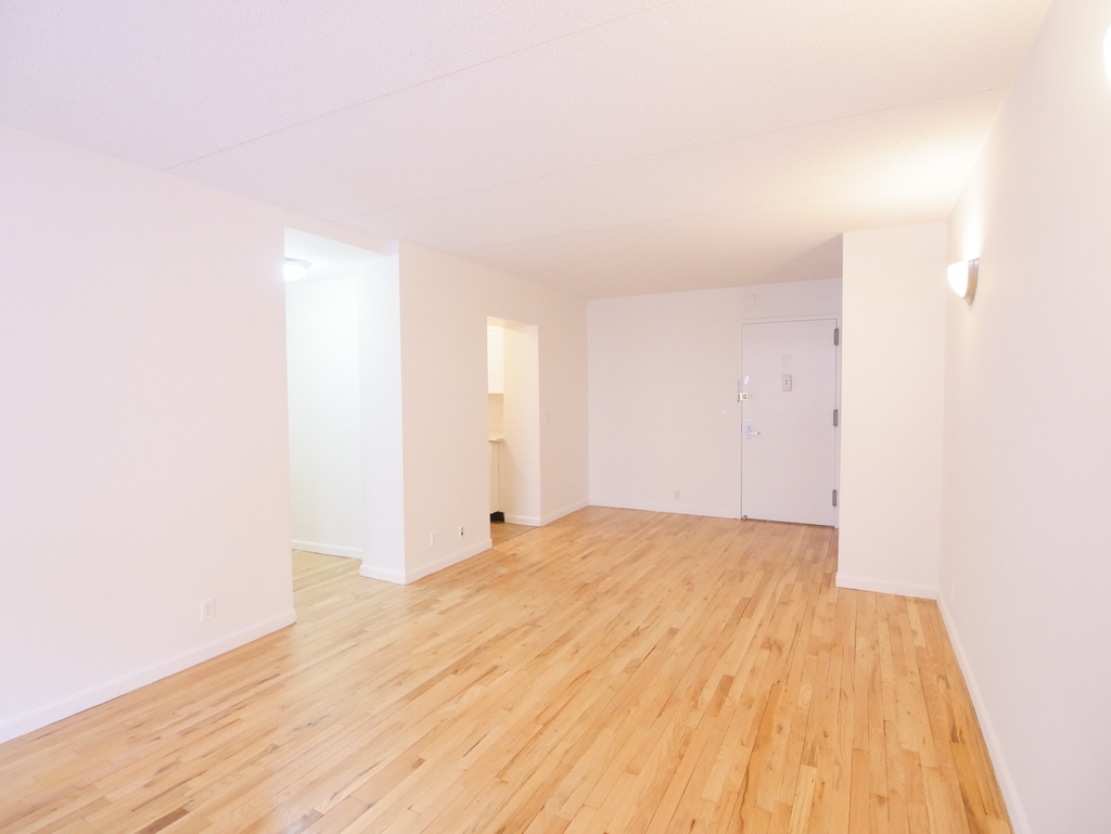 94 East 4th Street - Photo 5