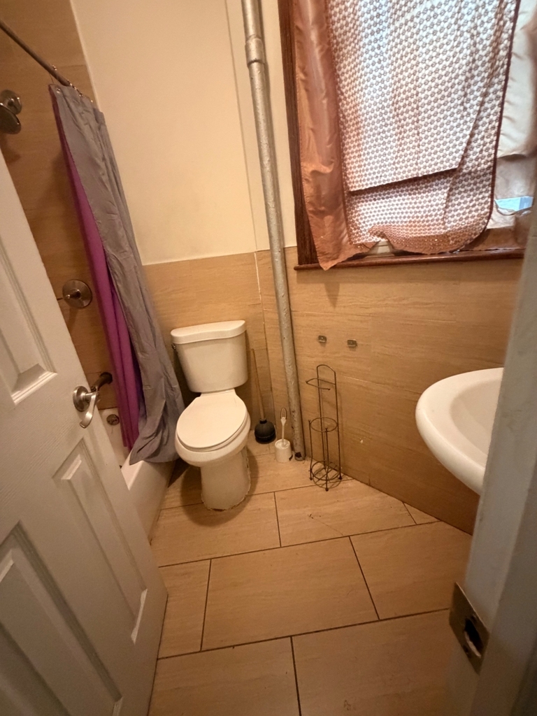 767 Park Place - Photo 4