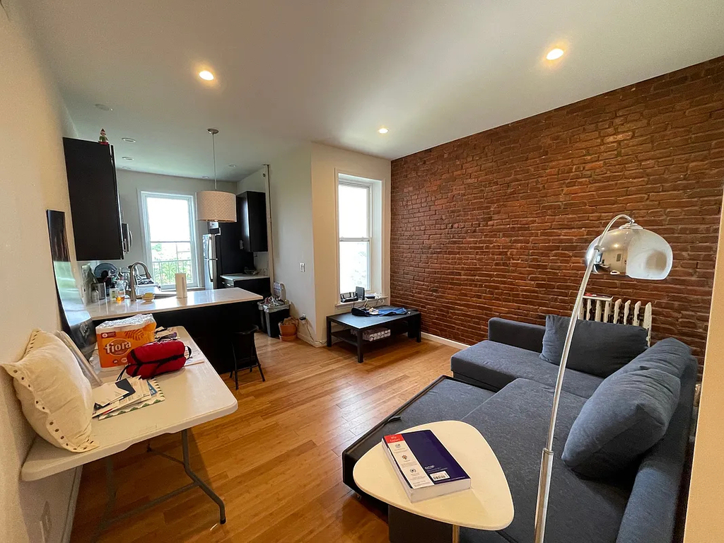 767 Park Place - Photo 0