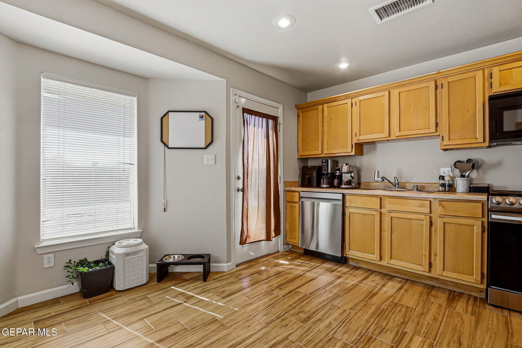 12928 Alfredo Apodaca Drive - Photo 15