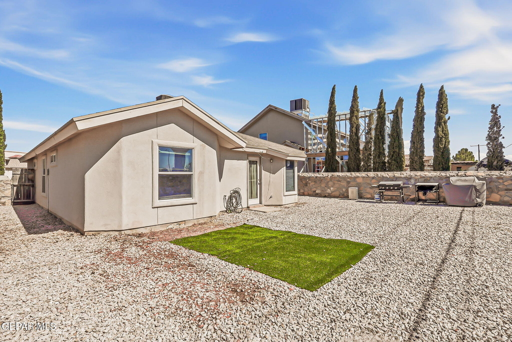 12928 Alfredo Apodaca Drive - Photo 35