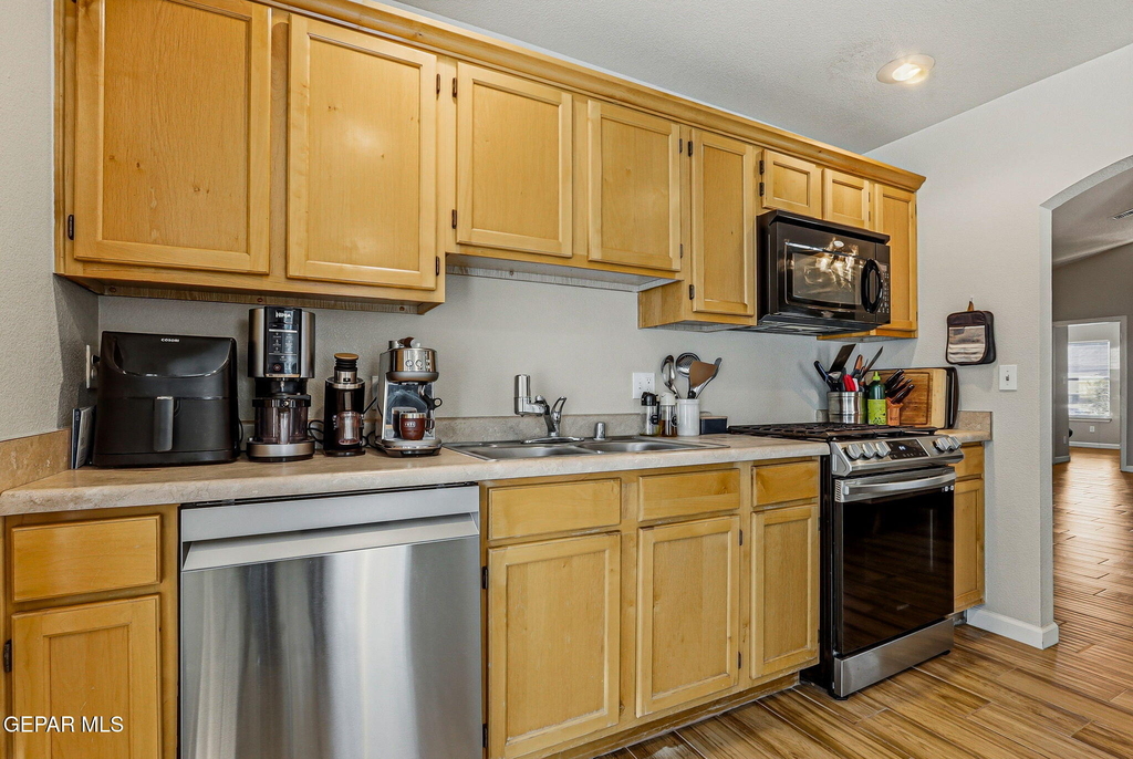 12928 Alfredo Apodaca Drive - Photo 14
