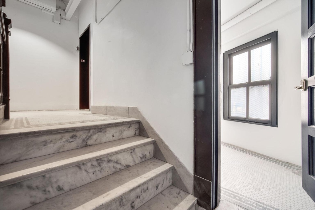 115 N Mesa Street - Photo 8