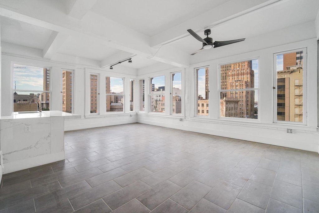 115 N Mesa Street - Photo 12