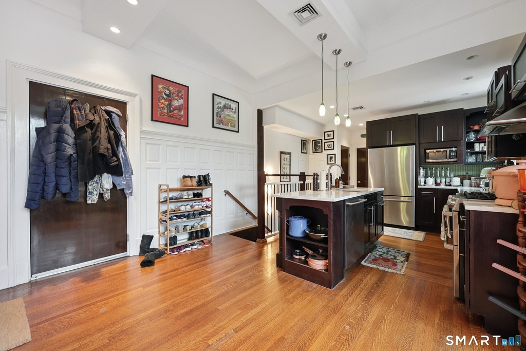 591 Orange Street - Photo 4