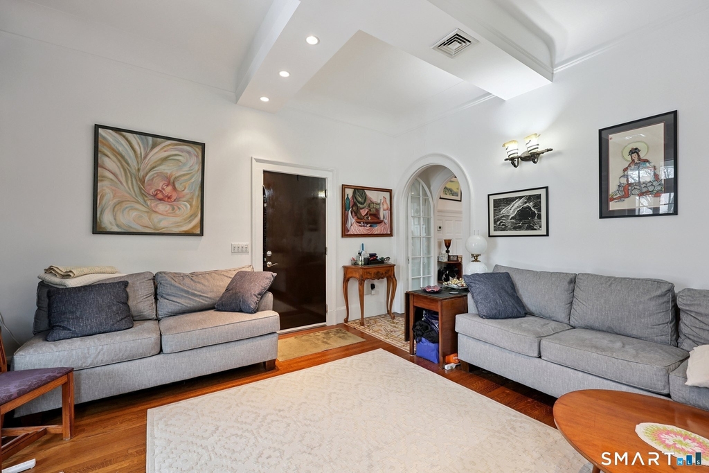 591 Orange Street - Photo 10