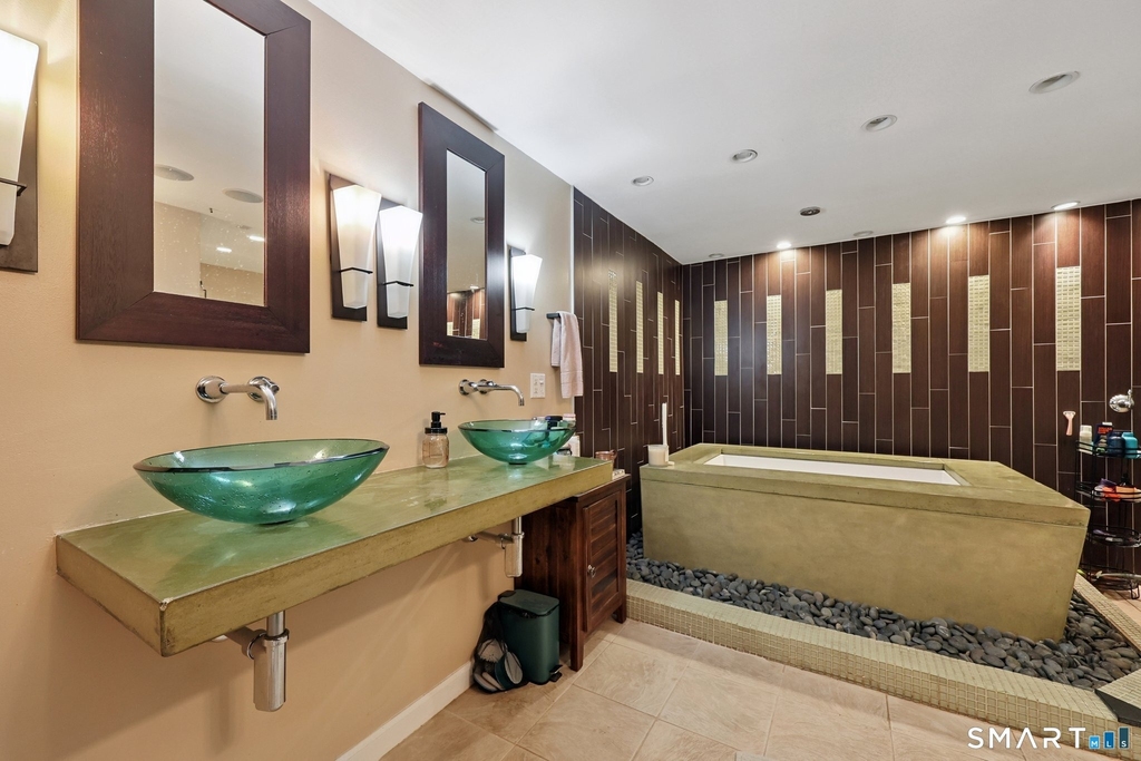 591 Orange Street - Photo 11