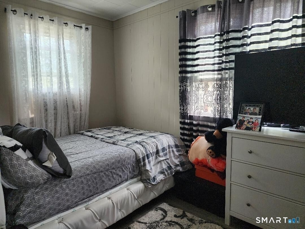 44 Bamford Avenue - Photo 8