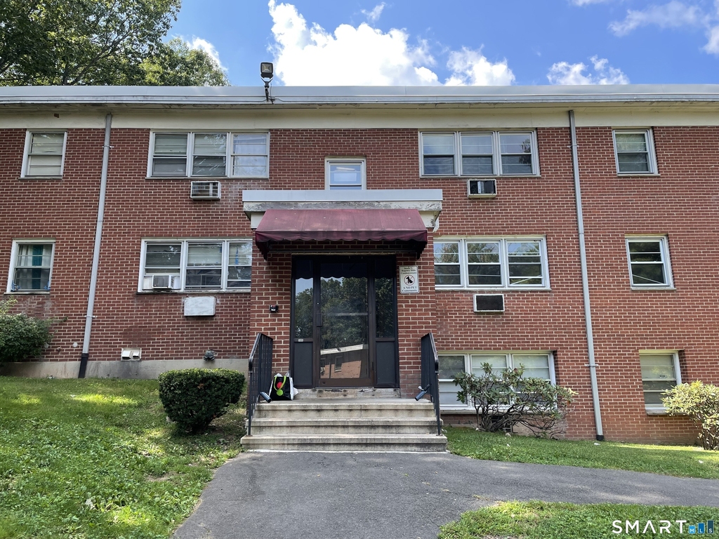 306 Pine Rock Avenue - Photo 0
