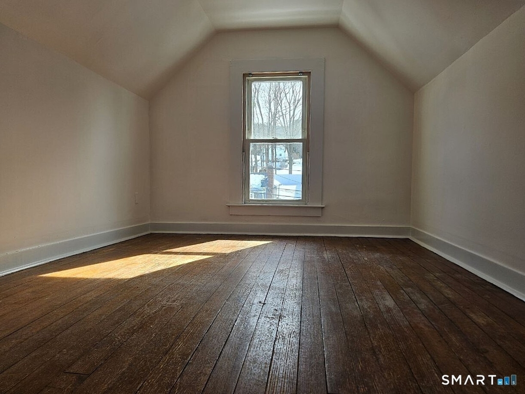 21 Sigourney Street - Photo 5