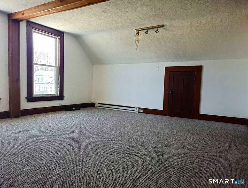 21 Sigourney Street - Photo 16