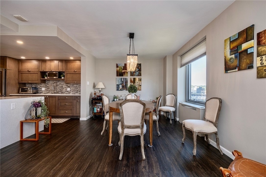 320 Fort Duquesne Blvd - Photo 9