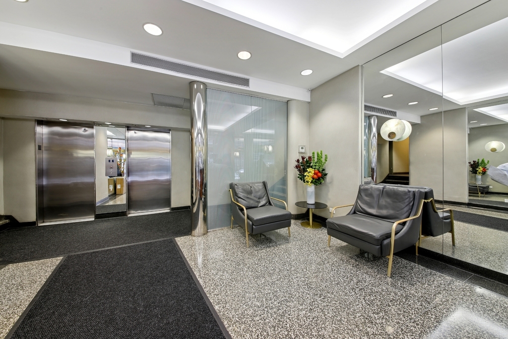 East 56th Street - Photo 6